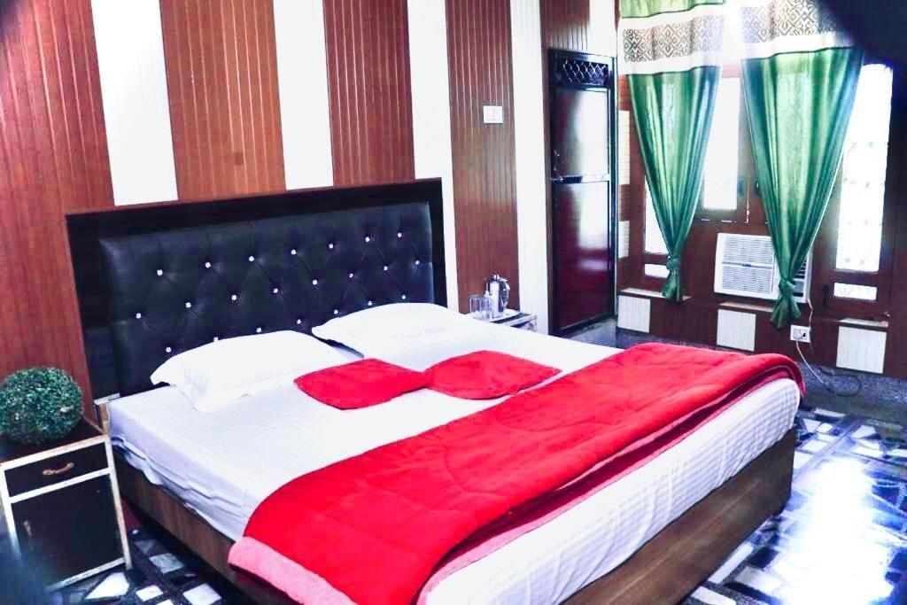 Hotel O Corbett Farm Homestay Рамнаґар Екстер'єр фото