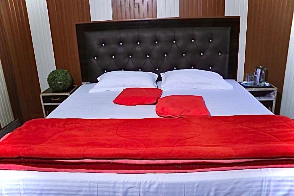 Hotel O Corbett Farm Homestay Рамнаґар Екстер'єр фото